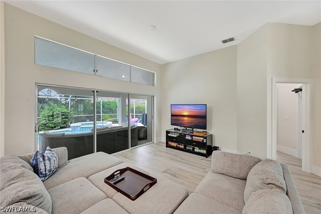 7575 San Miguel Way - Photo 3