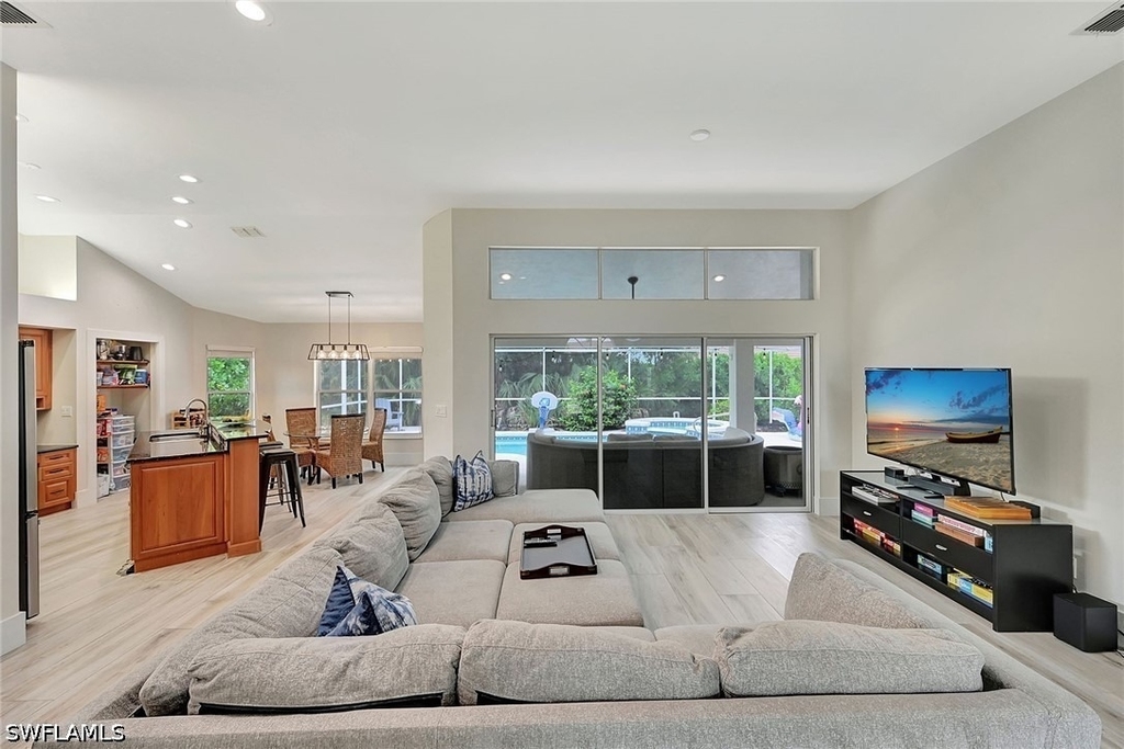 7575 San Miguel Way - Photo 4