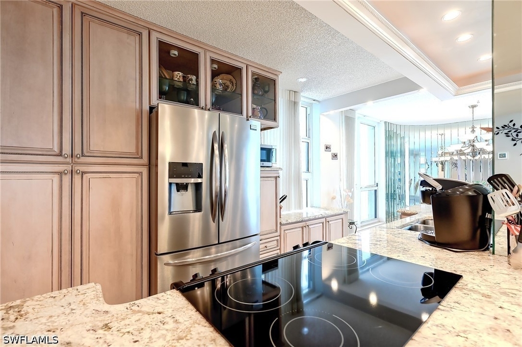 4001 Gulf Shore Boulevard N - Photo 10