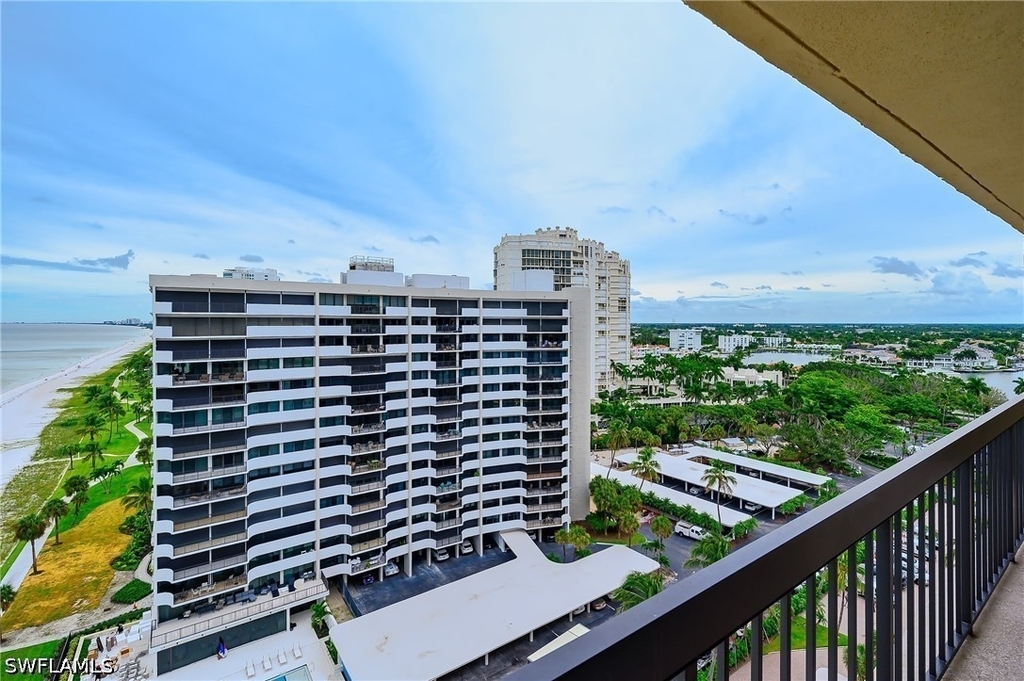 4001 Gulf Shore Boulevard N - Photo 1