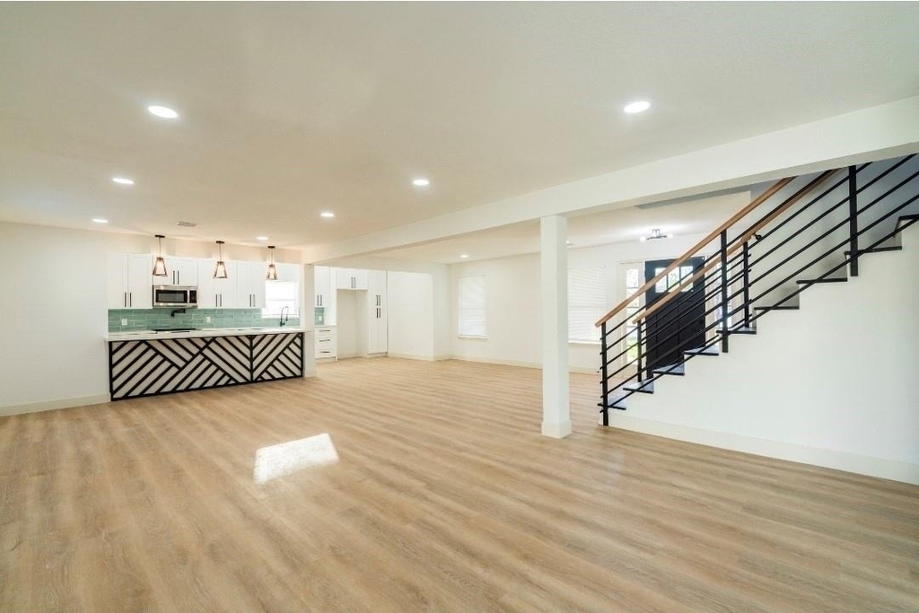 1402 Bayou Shore Drive - Photo 32