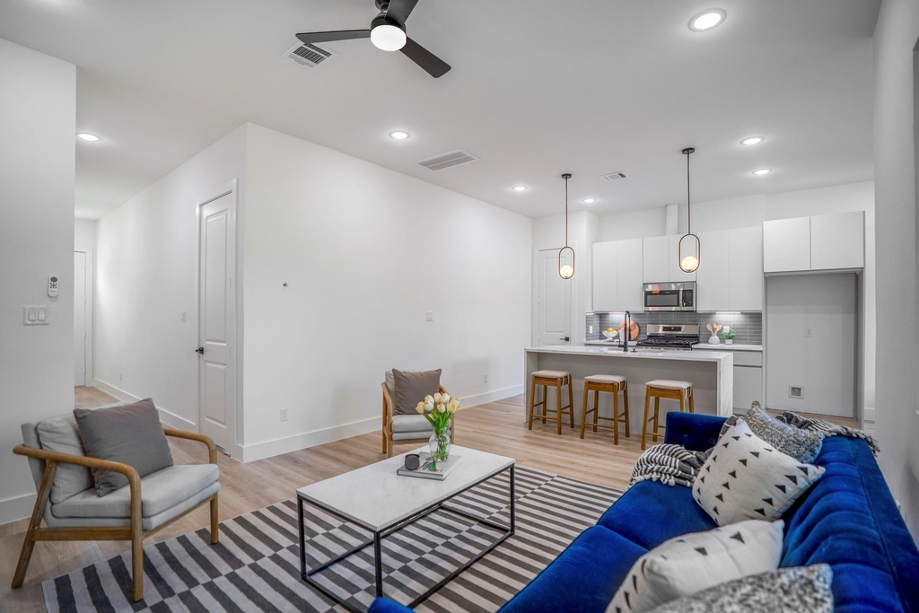 4201 Oats Street - Photo 5