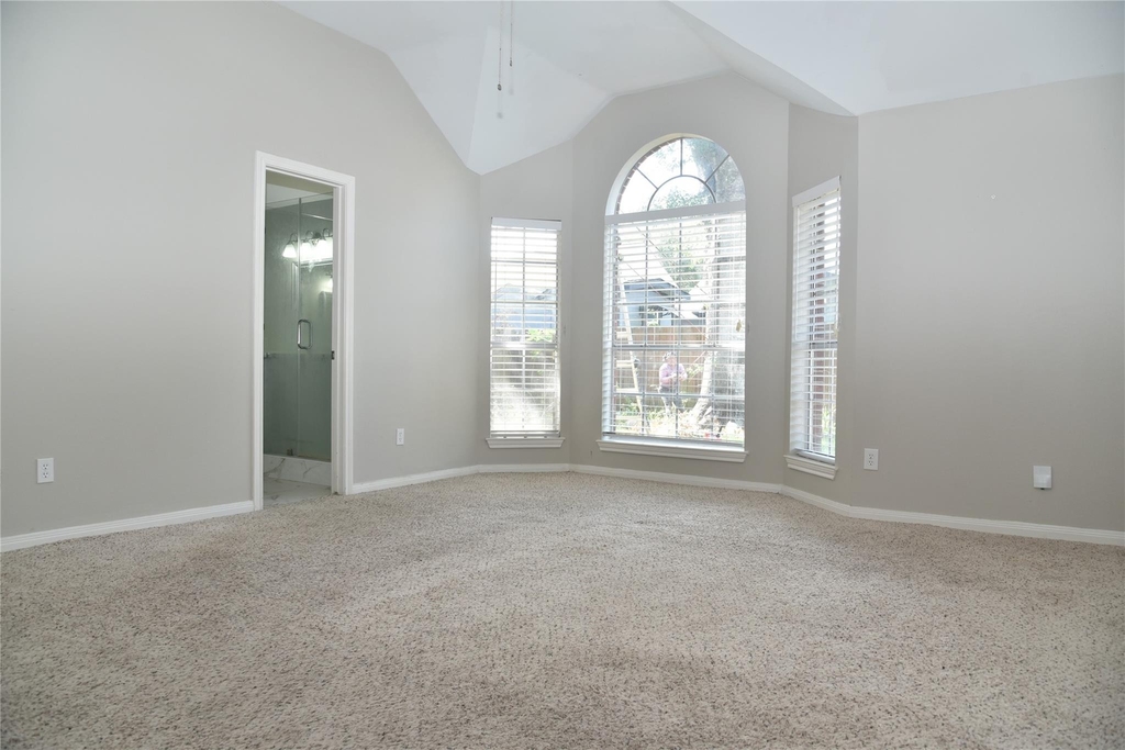 5723 Parryville Drive - Photo 8