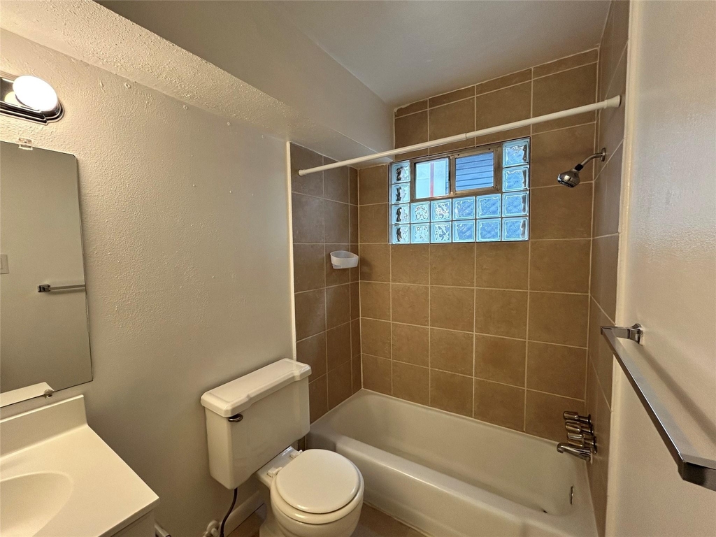 807 Heights Boulevard - Photo 8