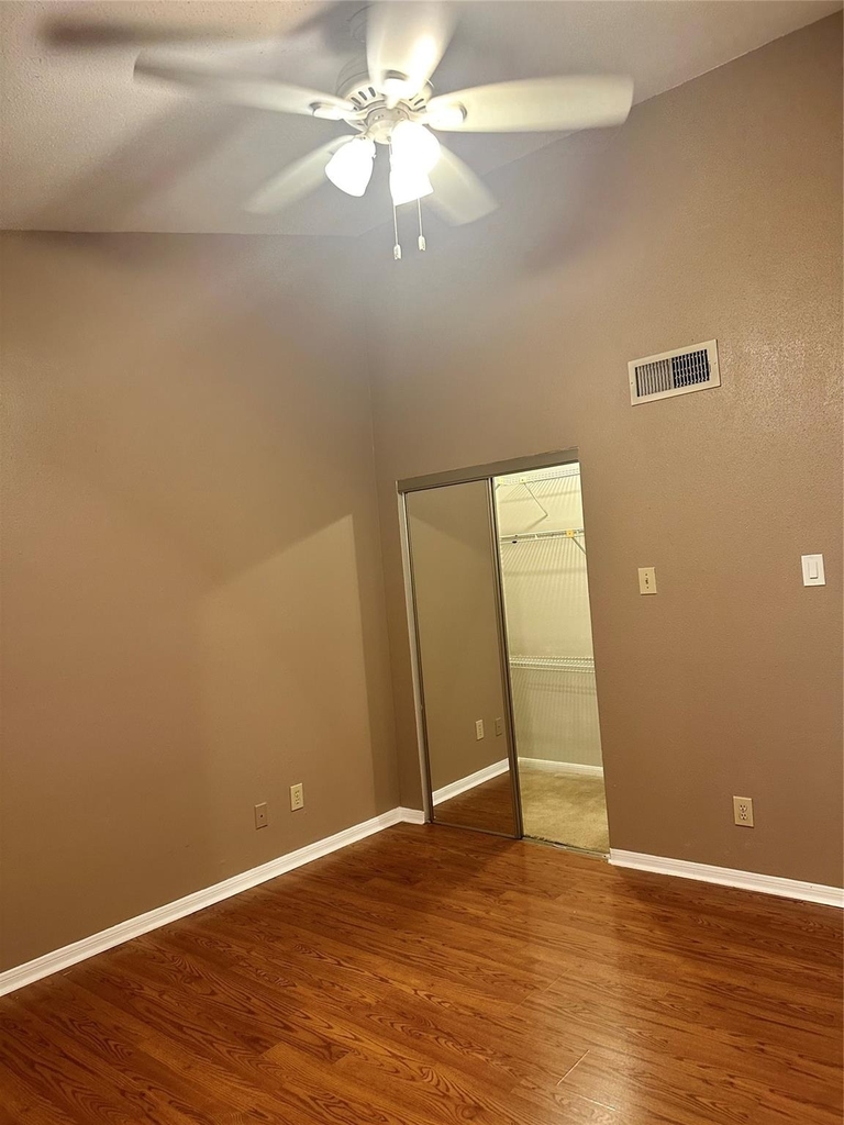 2121 El Paseo Street - Photo 12