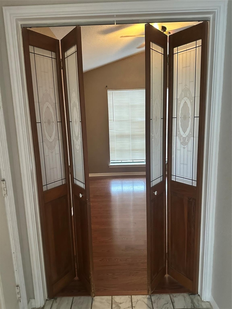 2121 El Paseo Street - Photo 0