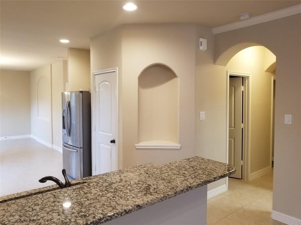 2039 Beacon Chase Ct - Photo 5