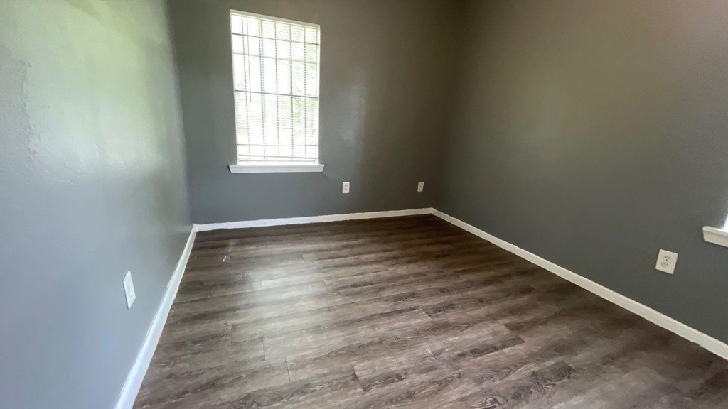 8303 Saint Lo Road - Photo 4