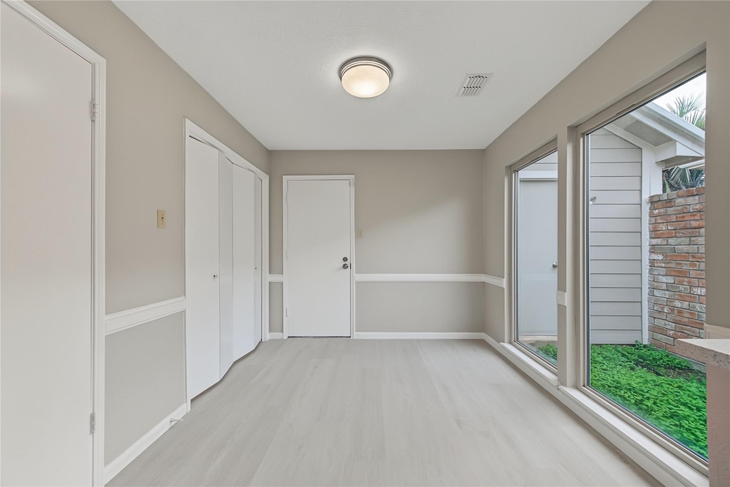 9606 Sandstone Street - Photo 10