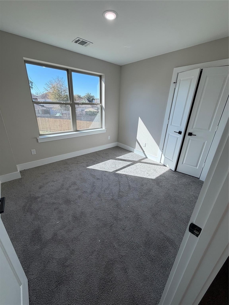 2507 Martinas Ct - Photo 16