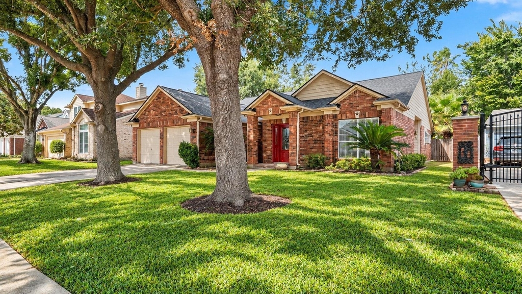 7035 Redwood Falls Drive - Photo 20