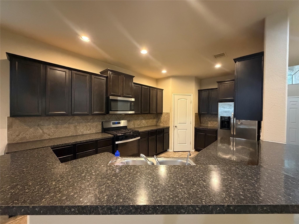 2810 Seabold Drive - Photo 8