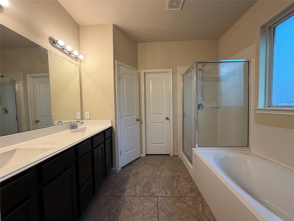 2810 Seabold Drive - Photo 11