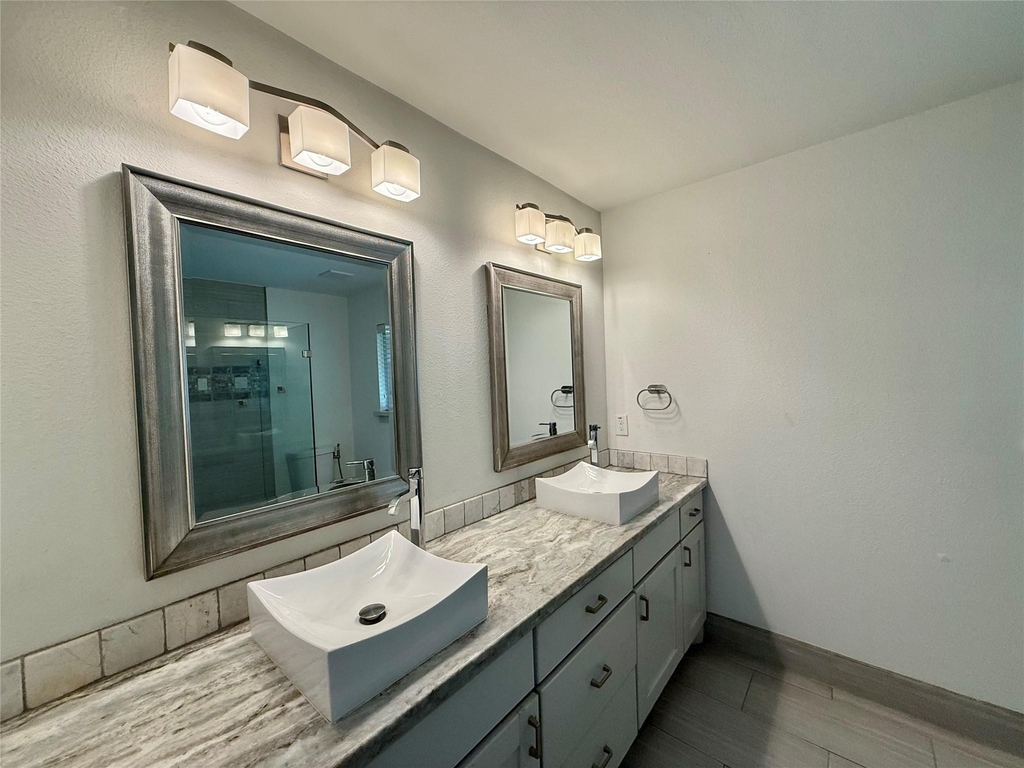 5638 Grape Street - Photo 20