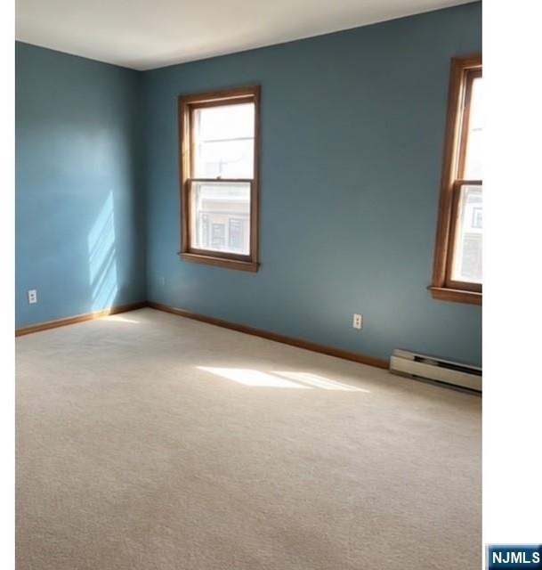39 Main - Photo 4