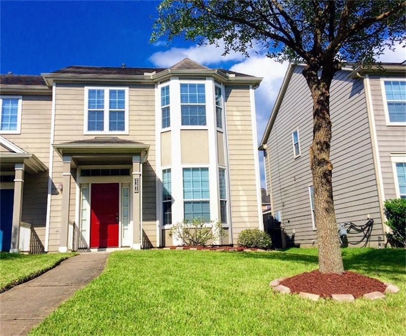23826 Single Oak Street - Photo 0