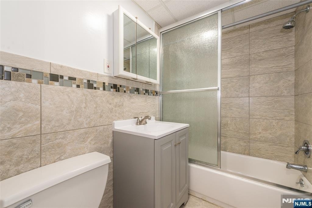 169 Woodside - Photo 16