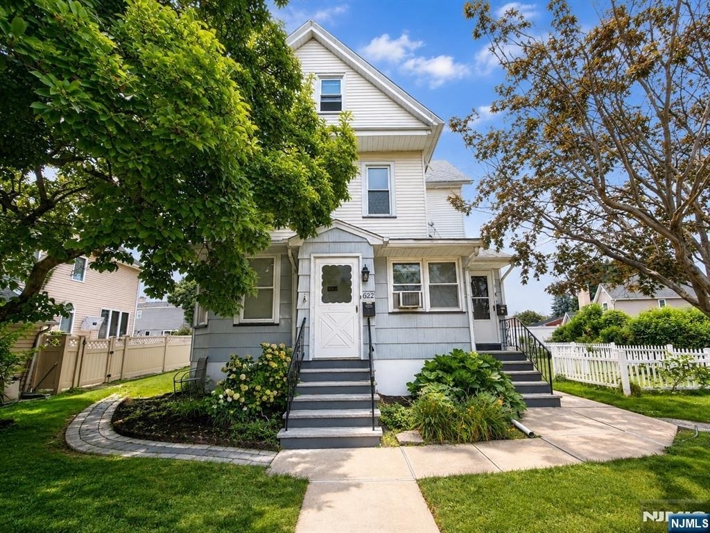 622 Hackensack - Photo 12