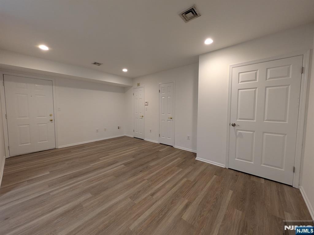 556 Windsor - Photo 11