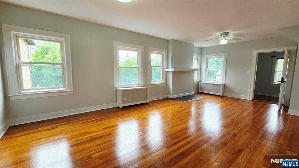 181 Grand - Photo 1
