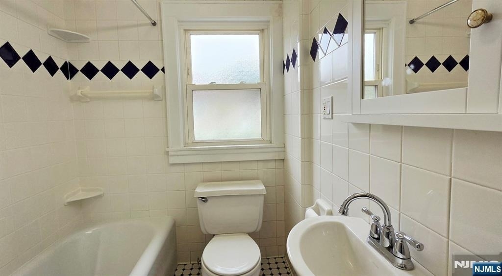 181 Grand - Photo 5