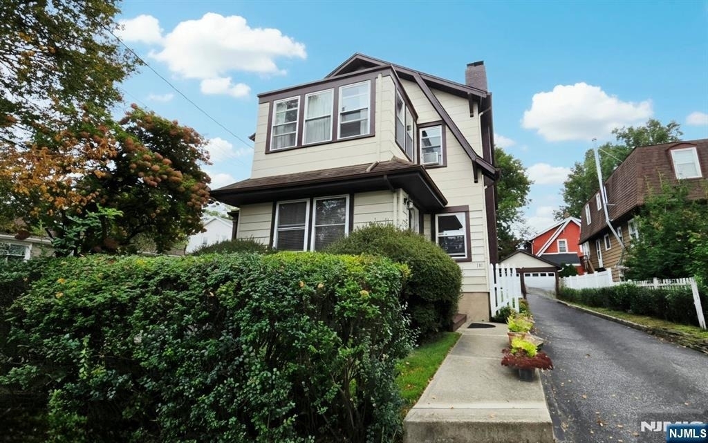 181 Grand - Photo 12
