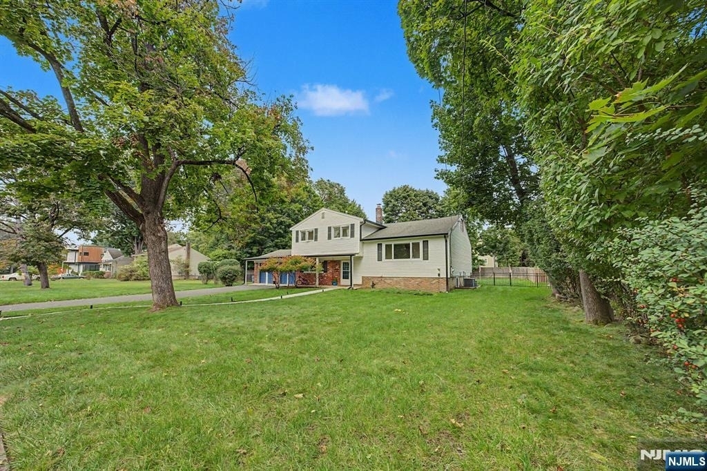 61 Center - Photo 2