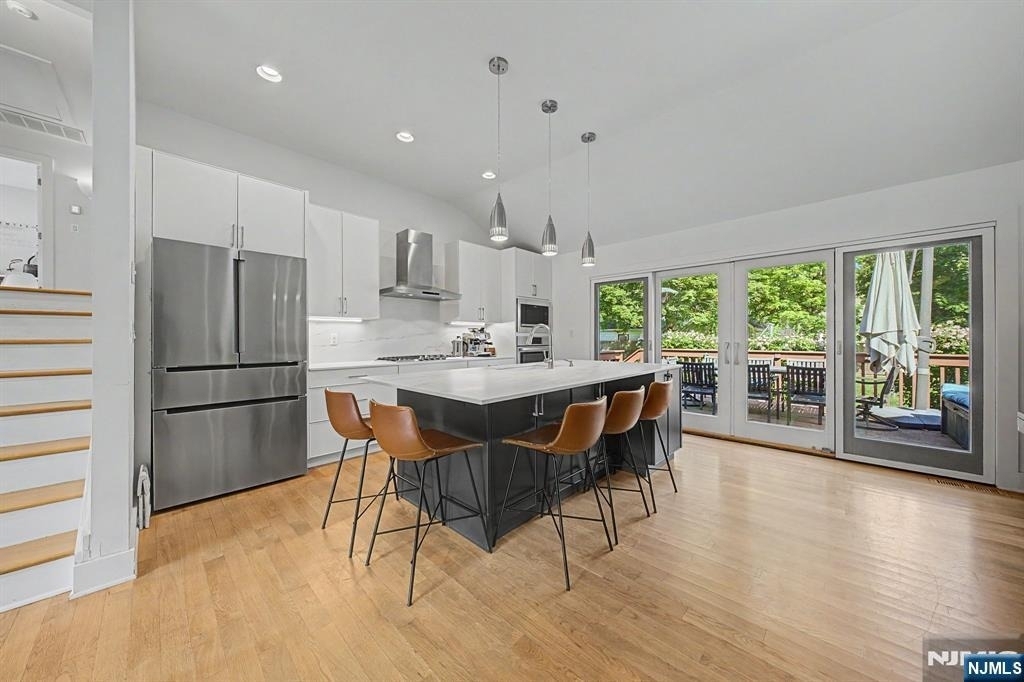 61 Center - Photo 16