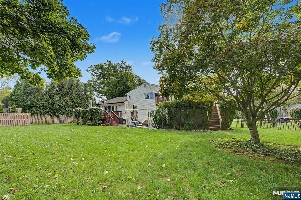 61 Center - Photo 39