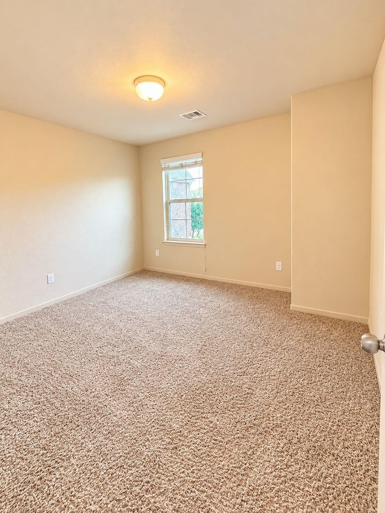 10111 Tallcrest Lane - Photo 15