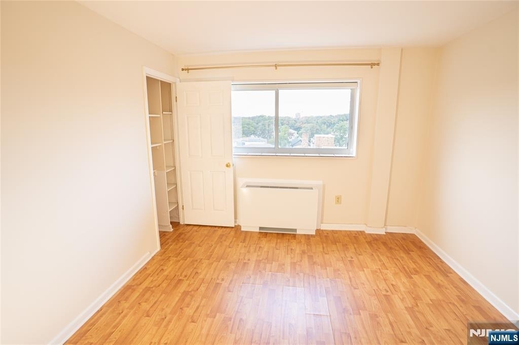 2180 Center - Photo 14