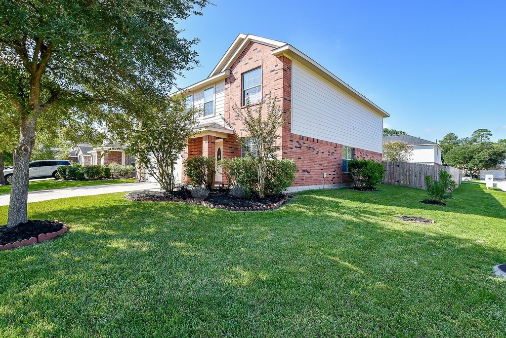 23527 Maple View Drive - Photo 1