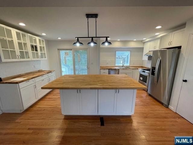 70 Beverly - Photo 2