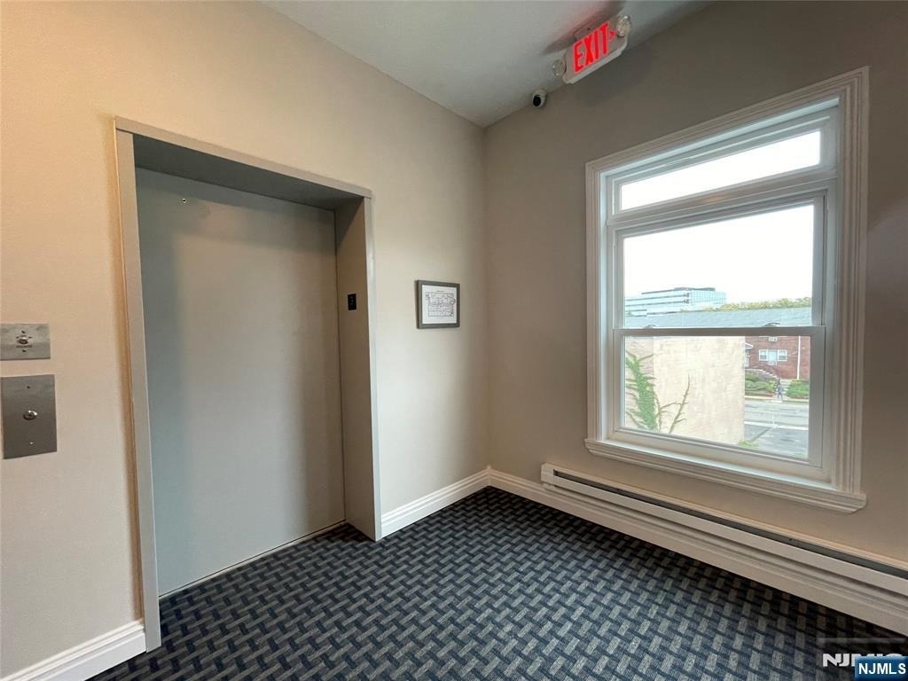 116 Essex - Photo 14