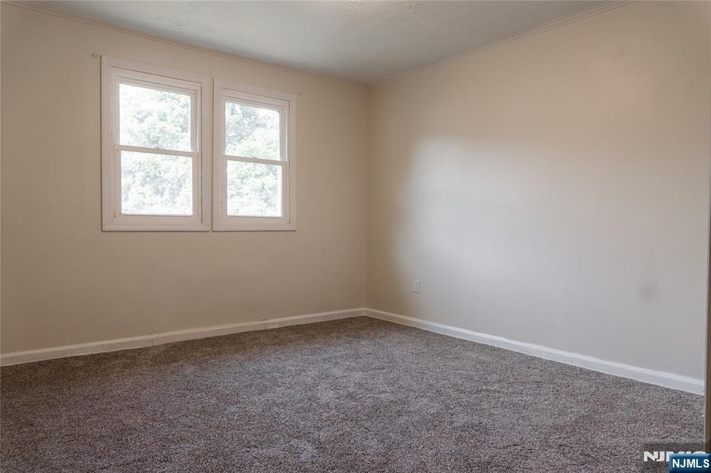 206 1st - Photo 7