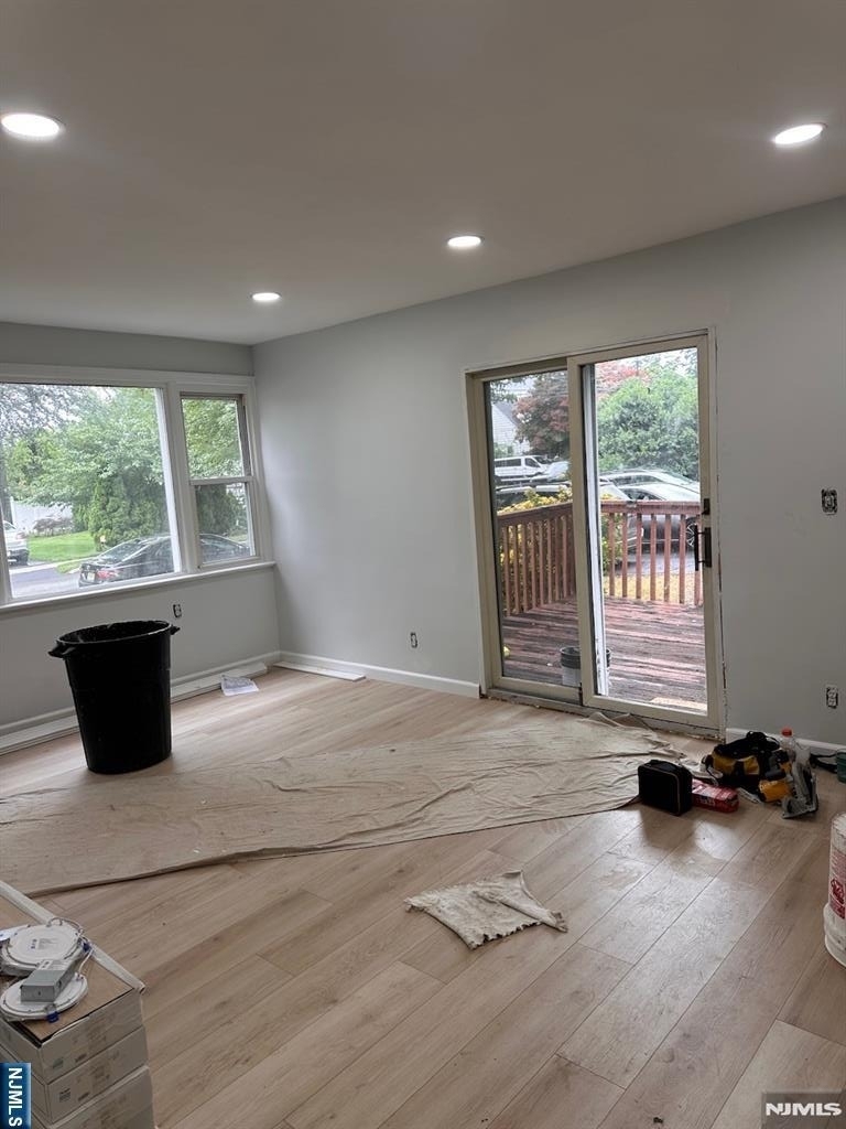 97 Echo - Photo 3
