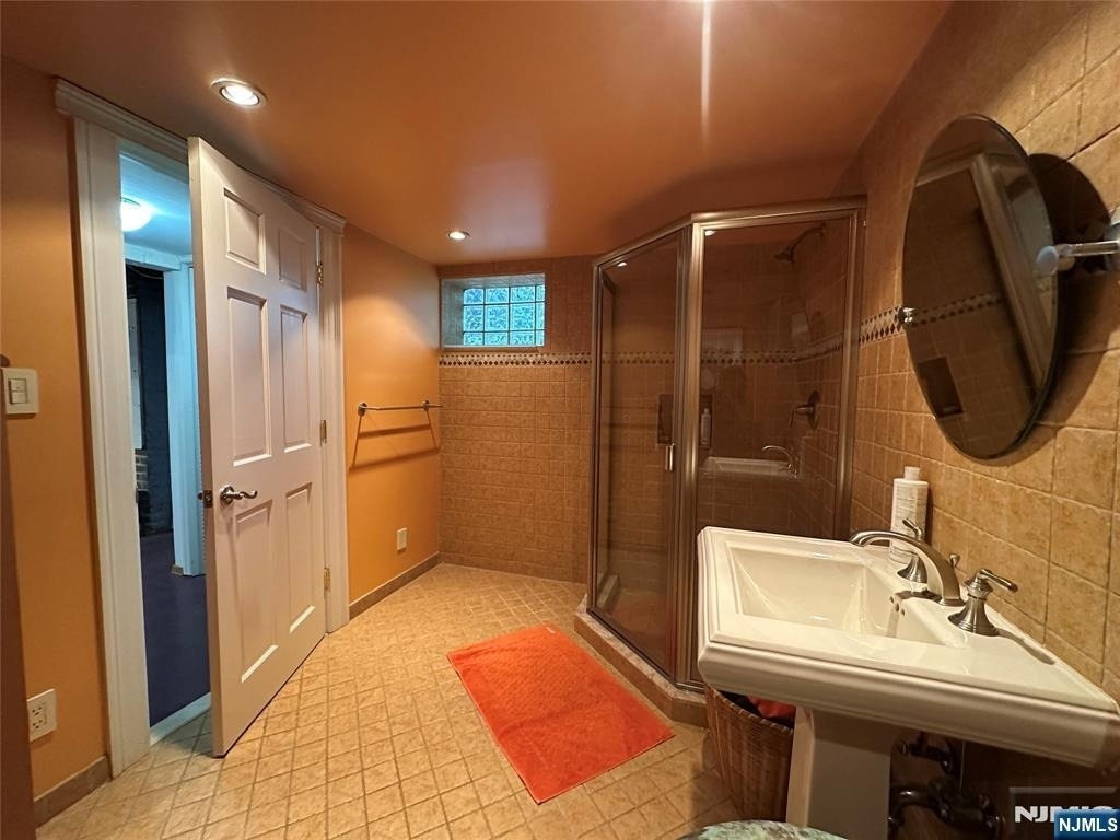 127 Howard - Photo 36