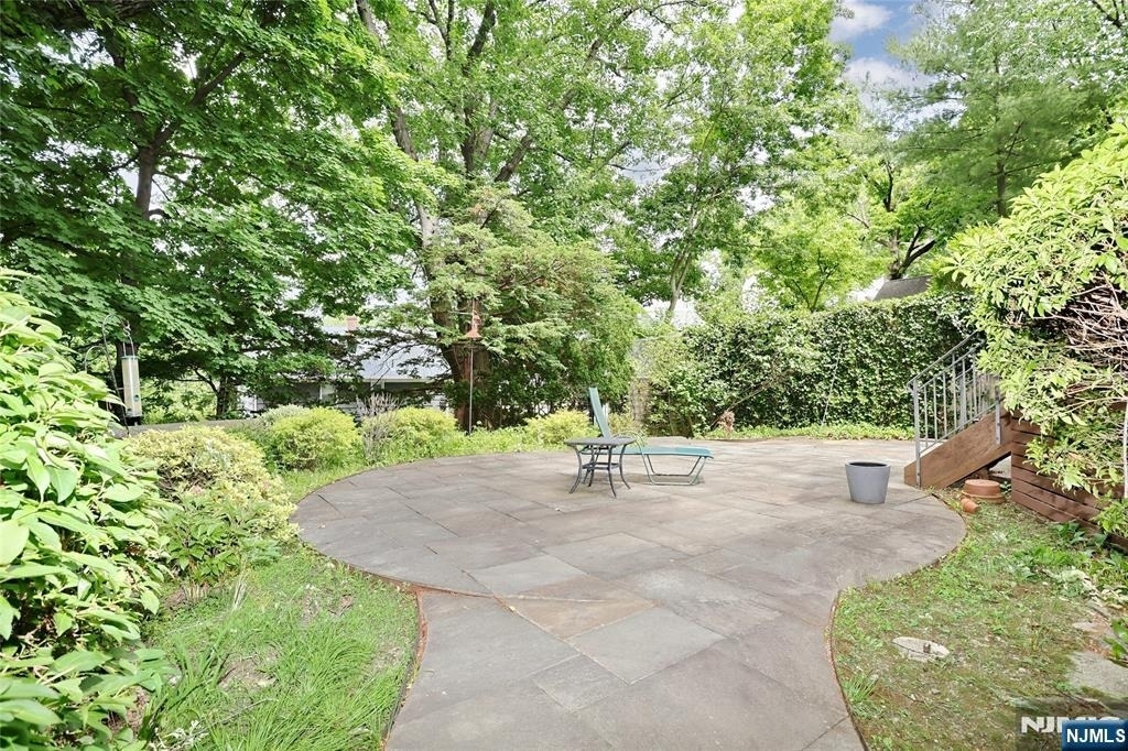 127 Howard - Photo 34