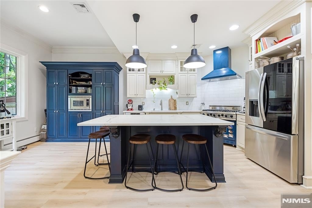 86 George - Photo 13