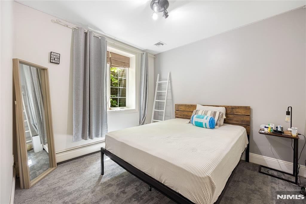 86 George - Photo 30