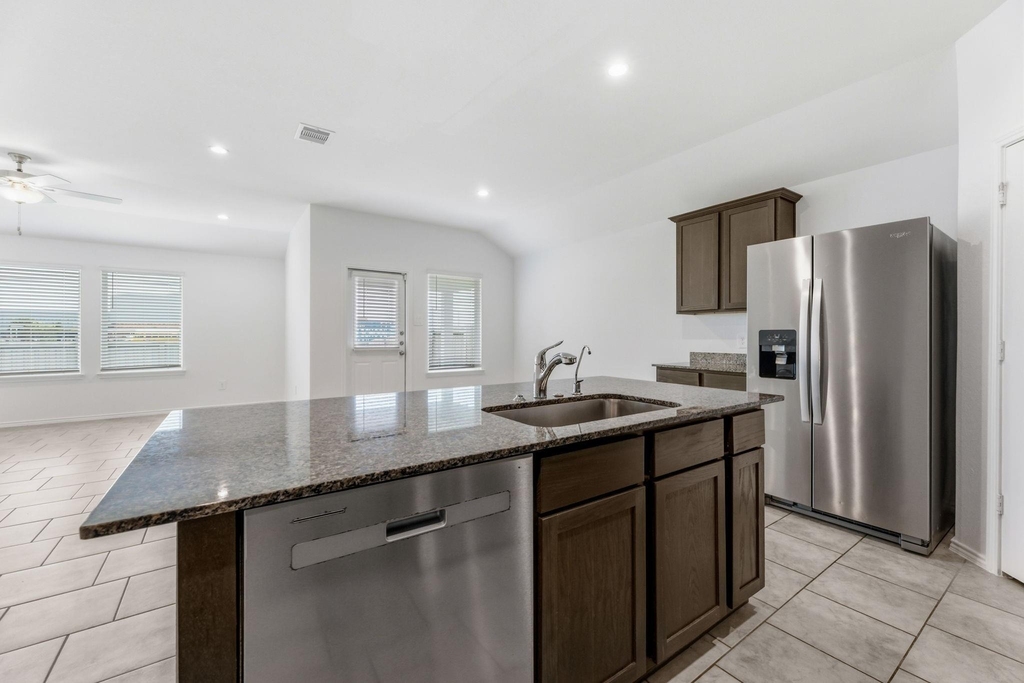 7530 Cynomys Court - Photo 5