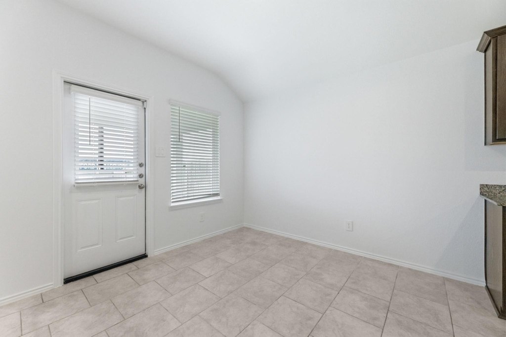 7530 Cynomys Court - Photo 9