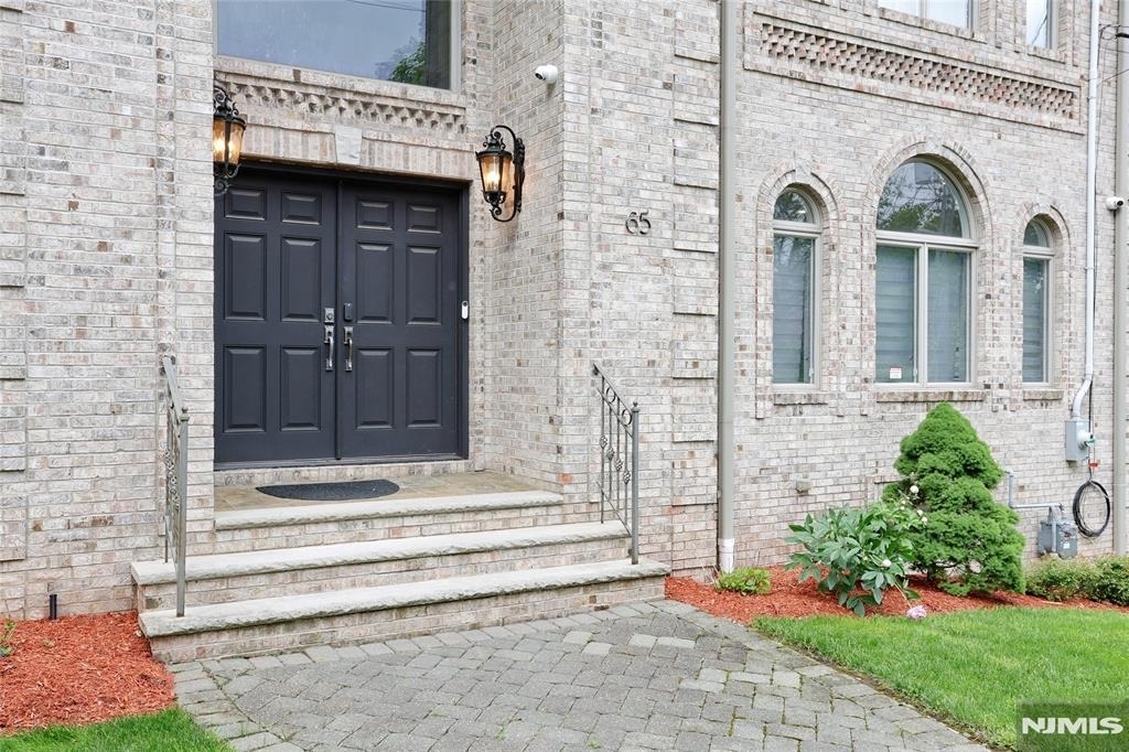 65 Ross - Photo 1