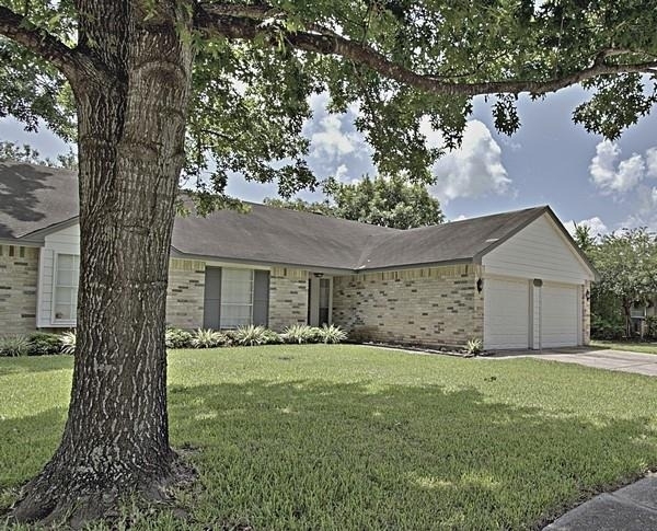 5107 Rivertree Lane - Photo 0