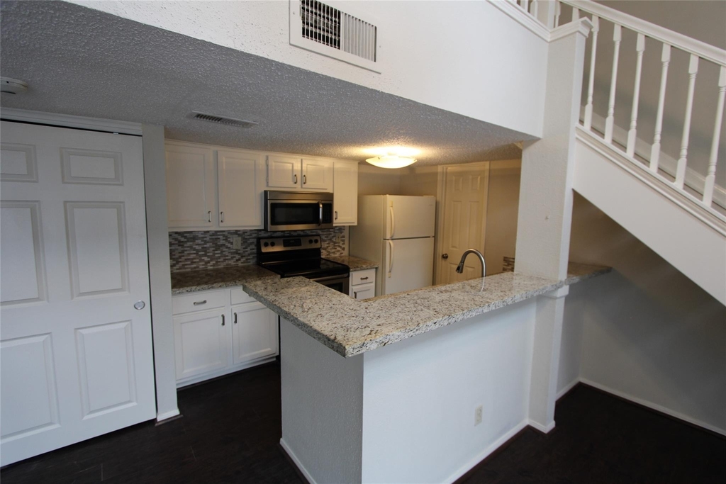 2300 Old Spanish Trail - Photo 4