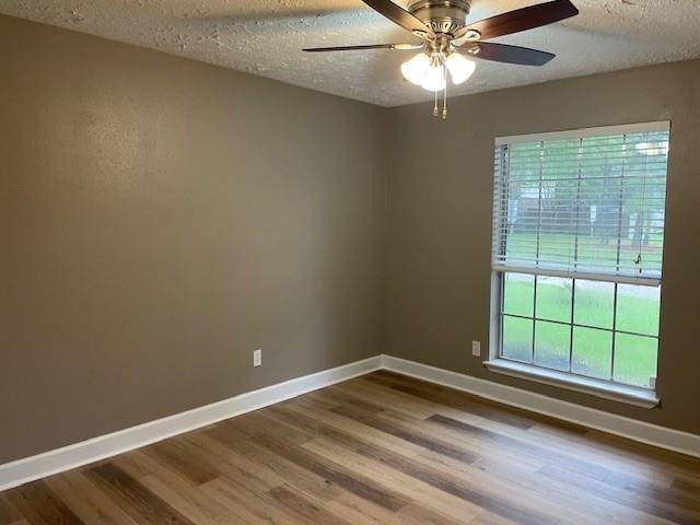 1314 Oak Hollow Drive - Photo 6