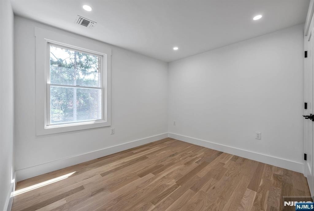 399 Gilbert - Photo 9