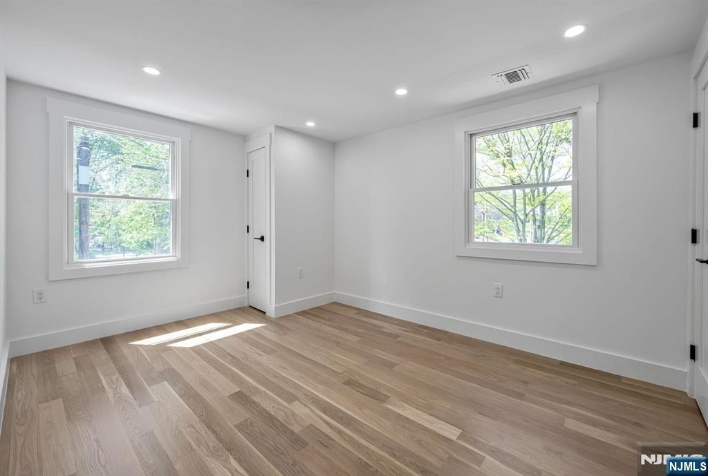 399 Gilbert - Photo 8