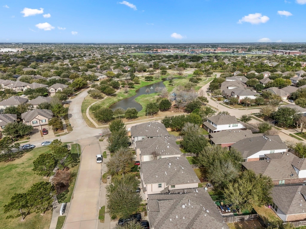 6419 Calgary Woods Lane - Photo 4