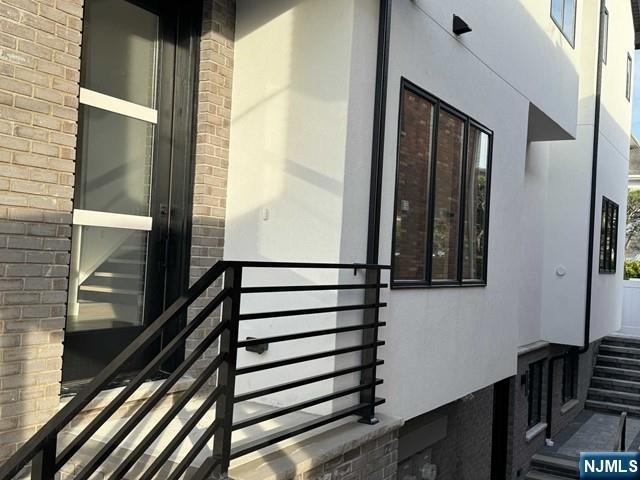 207 4th - Photo 1